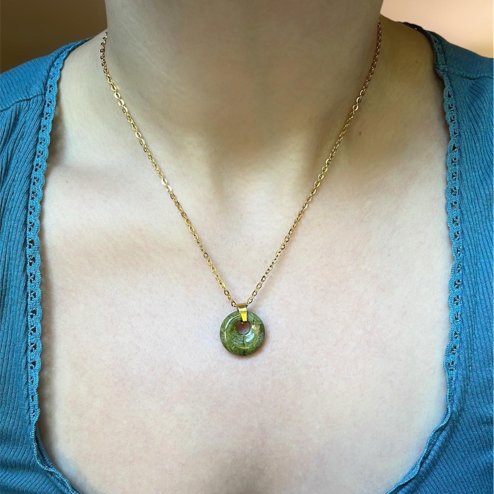 Gold-tone Unakite Gemstone Pendant Chain Necklace